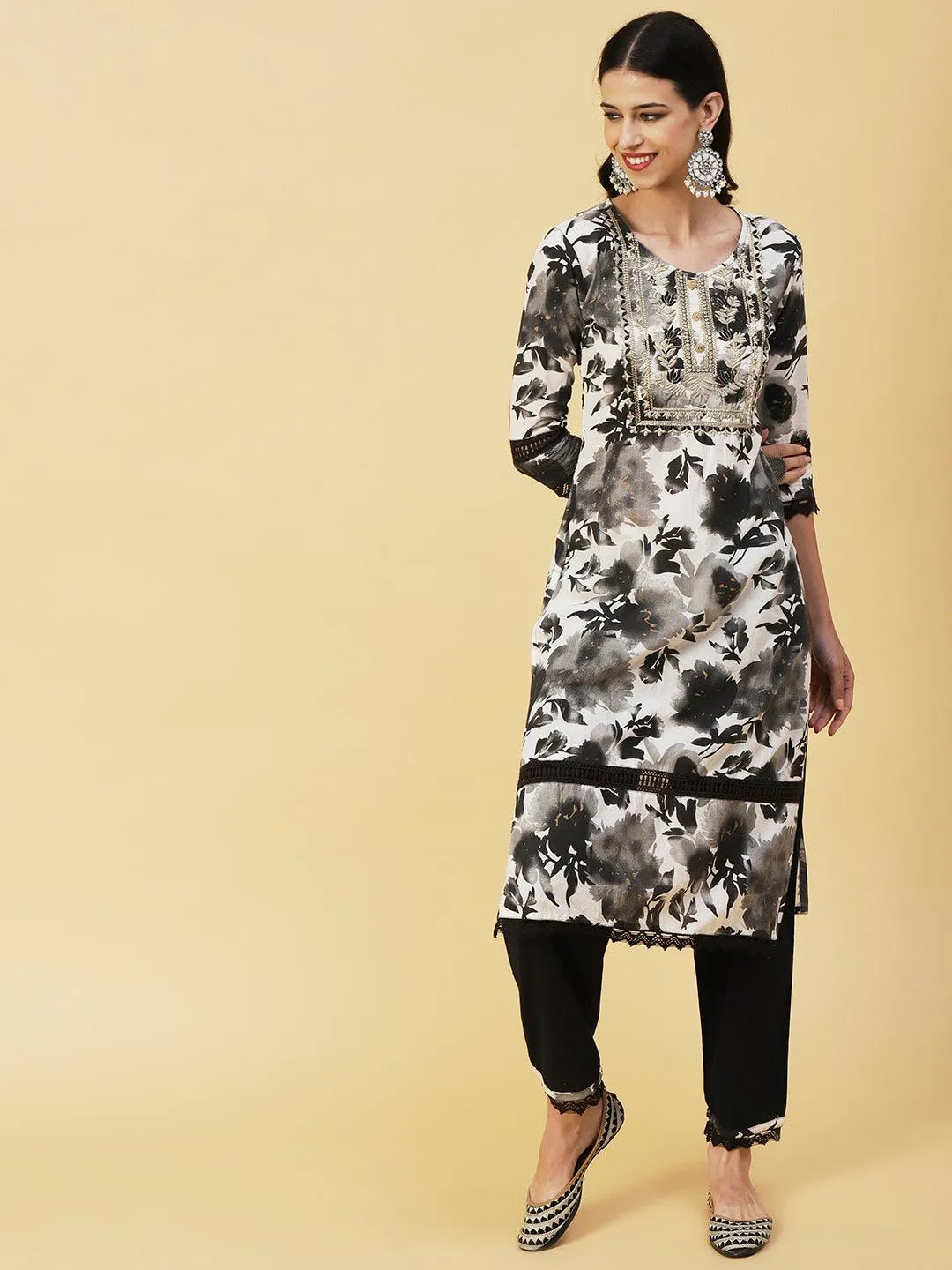 Abstract Floral Printed Straight Fit Kurta with Pant & Dupatta - Black