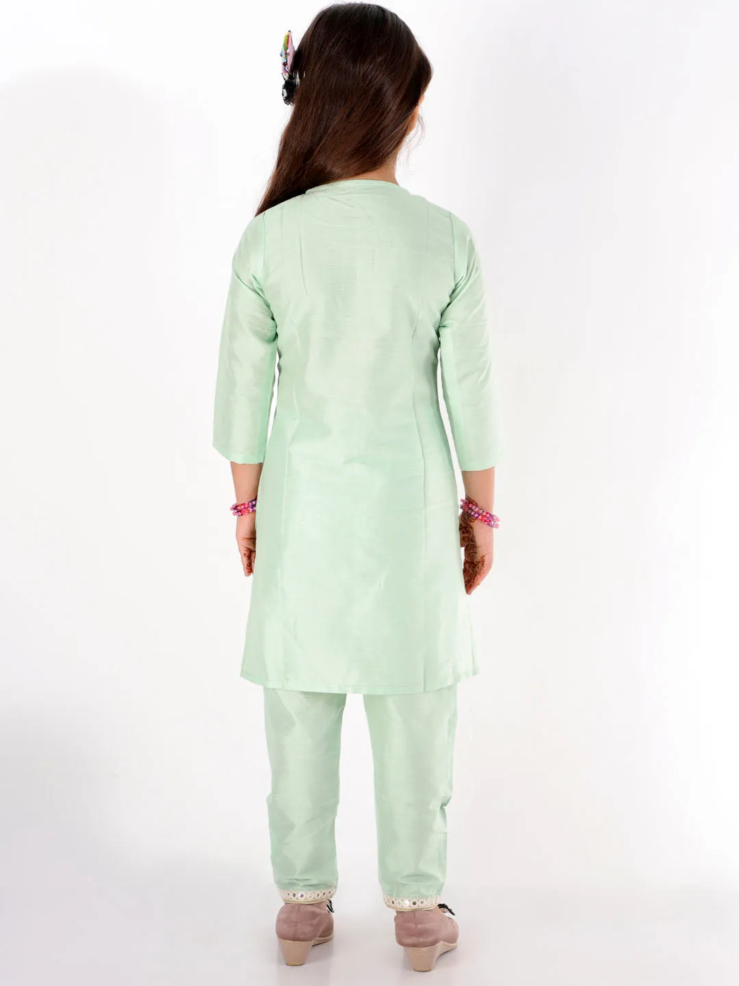 Jashvi Mint Green Color Viscose Kurta Pyjama Siblings Set